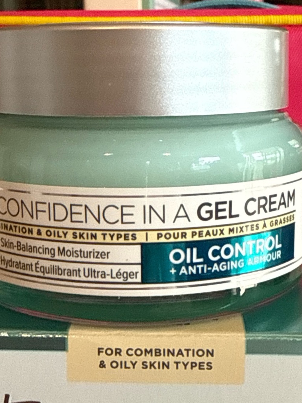 !it jeans Confidence In A Gel Cream Oil Control Moisturizer - Green Jar